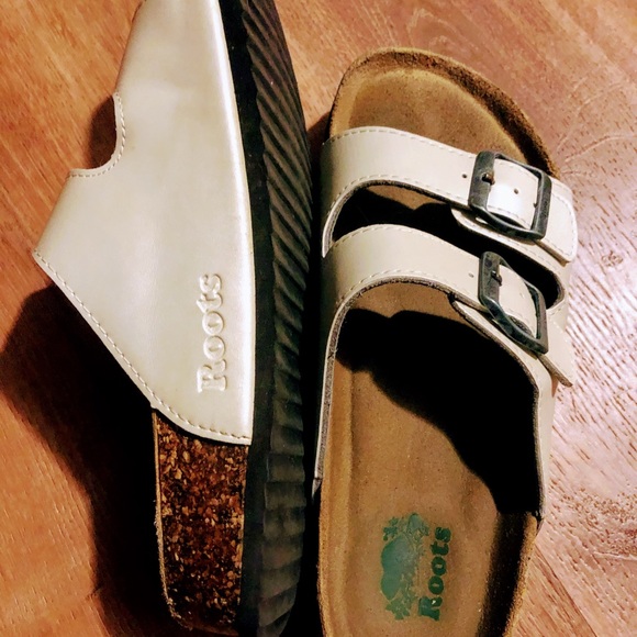 Roots sandals size 7 - Picture 3 of 8